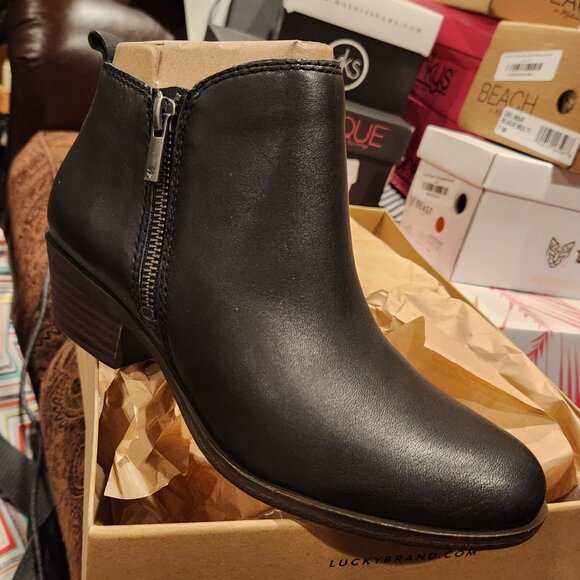 Lucky Brand Black Booties - Picture 1 of 4